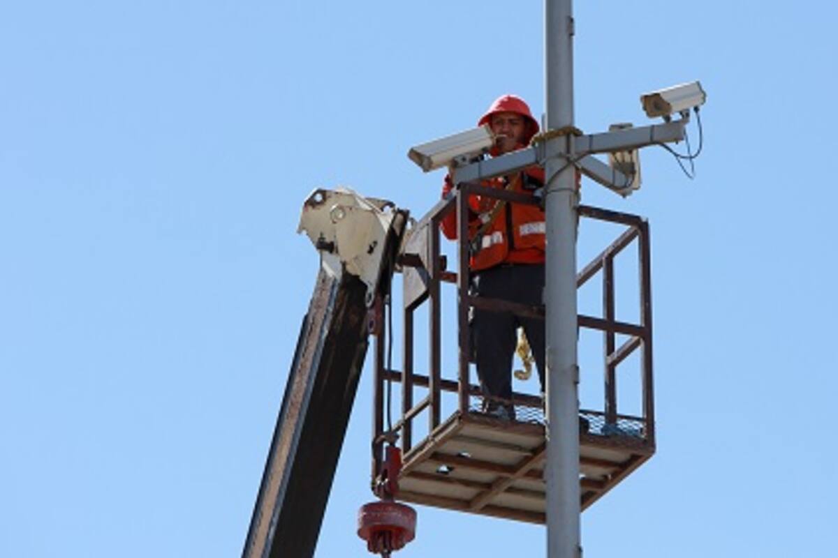 Van contra particulares por cámaras en la calle