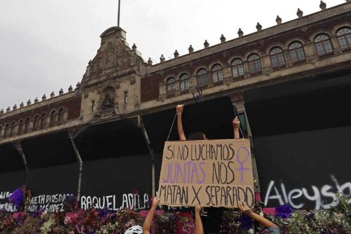 "Las protestas empezaron con nuestro Gobierno": AMLO señala a 'los conservadores' en protestas feministas