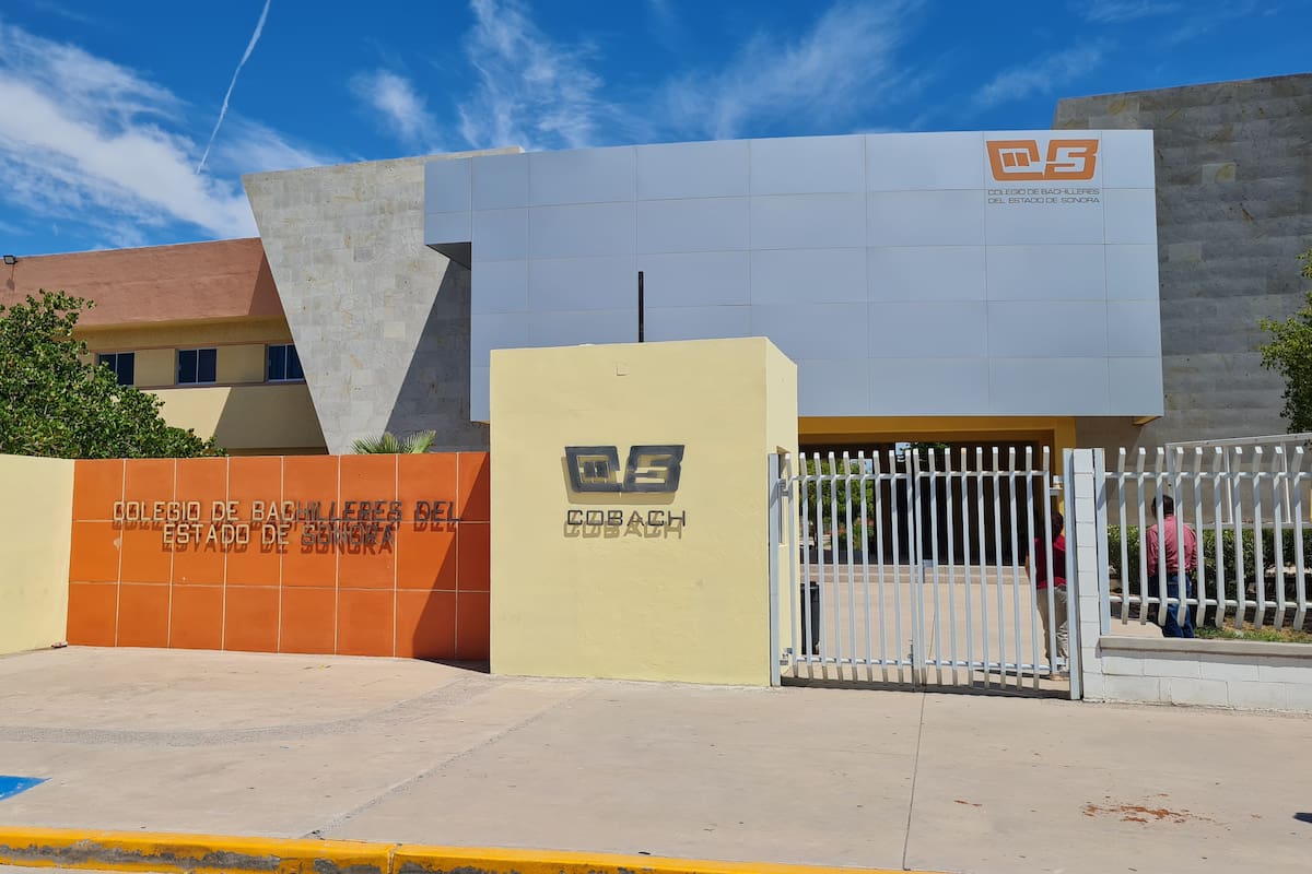 Ingresan al Cobach casi 11 mil estudiantes en planteles de Hermosillo