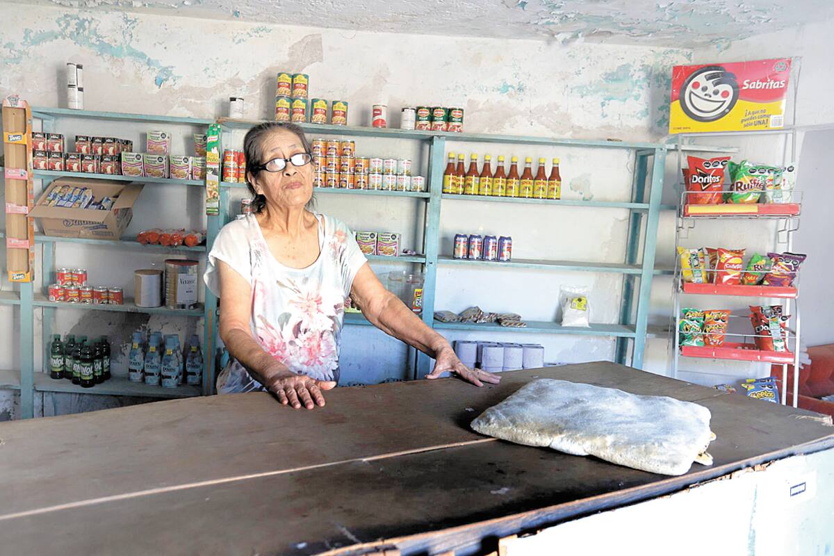 Abarrotes “Crucita” tiene medio siglo en la colonia El Ranchito