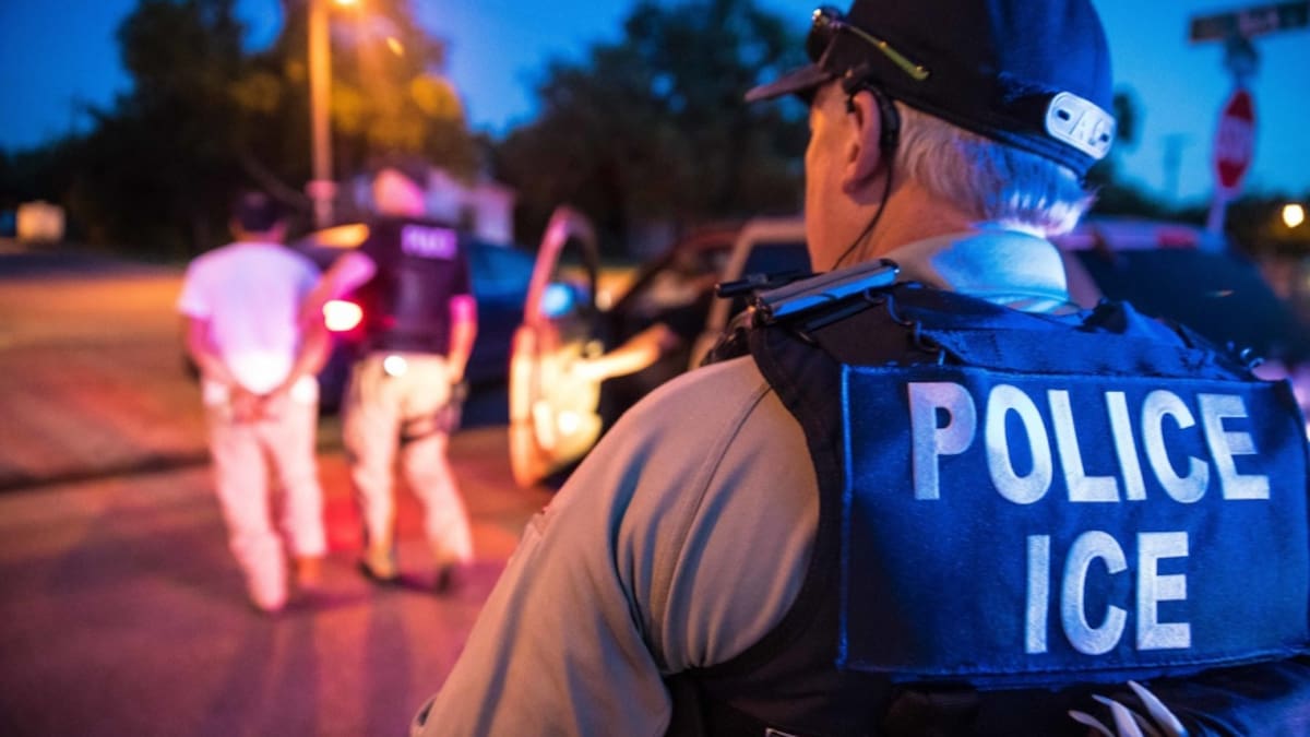 ICE detiene en Washington a colombiano de 64 años con solicitud de asilo pendiente mientras su familia busca su libertad