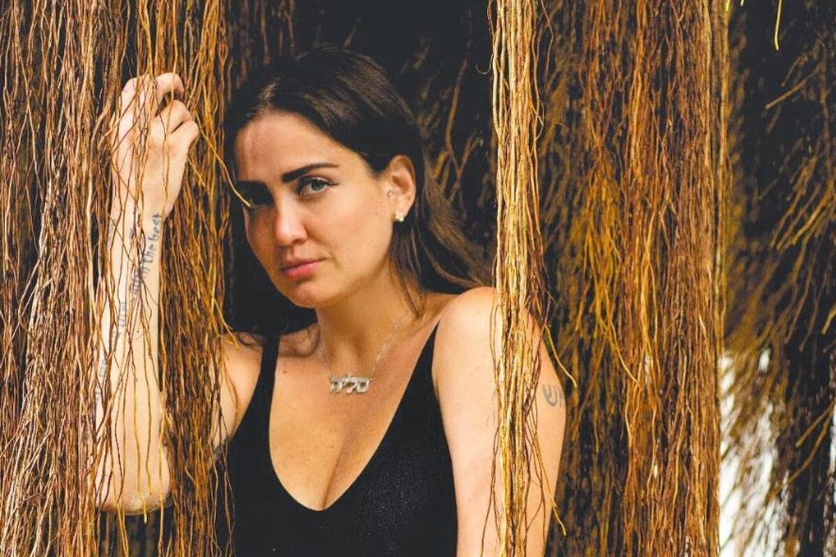 FOTOS: Filtran video erótico de Celia Lora con Apolonia Lapiedra