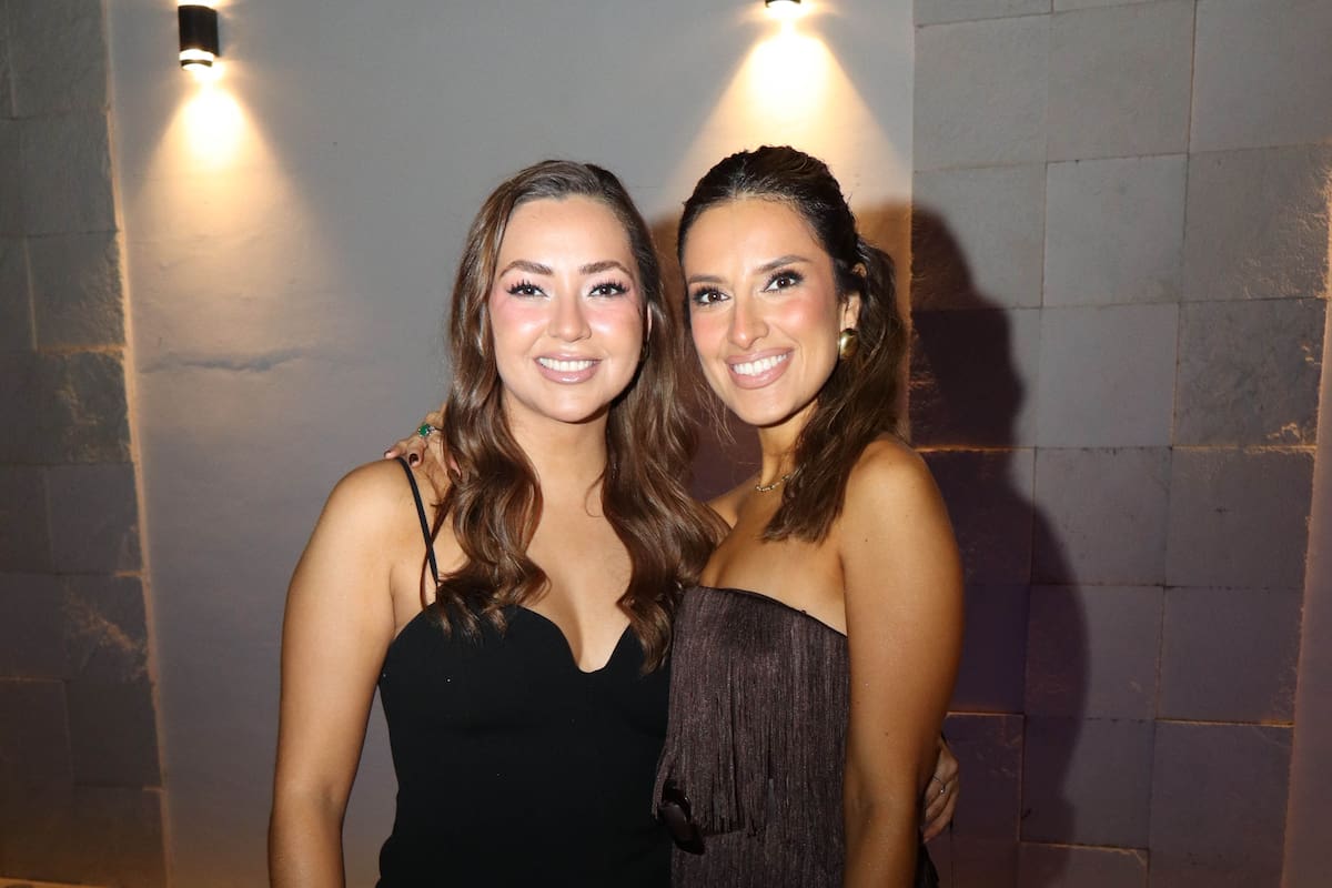 DESTELLOS de felicidad la SONRISA que ilumina