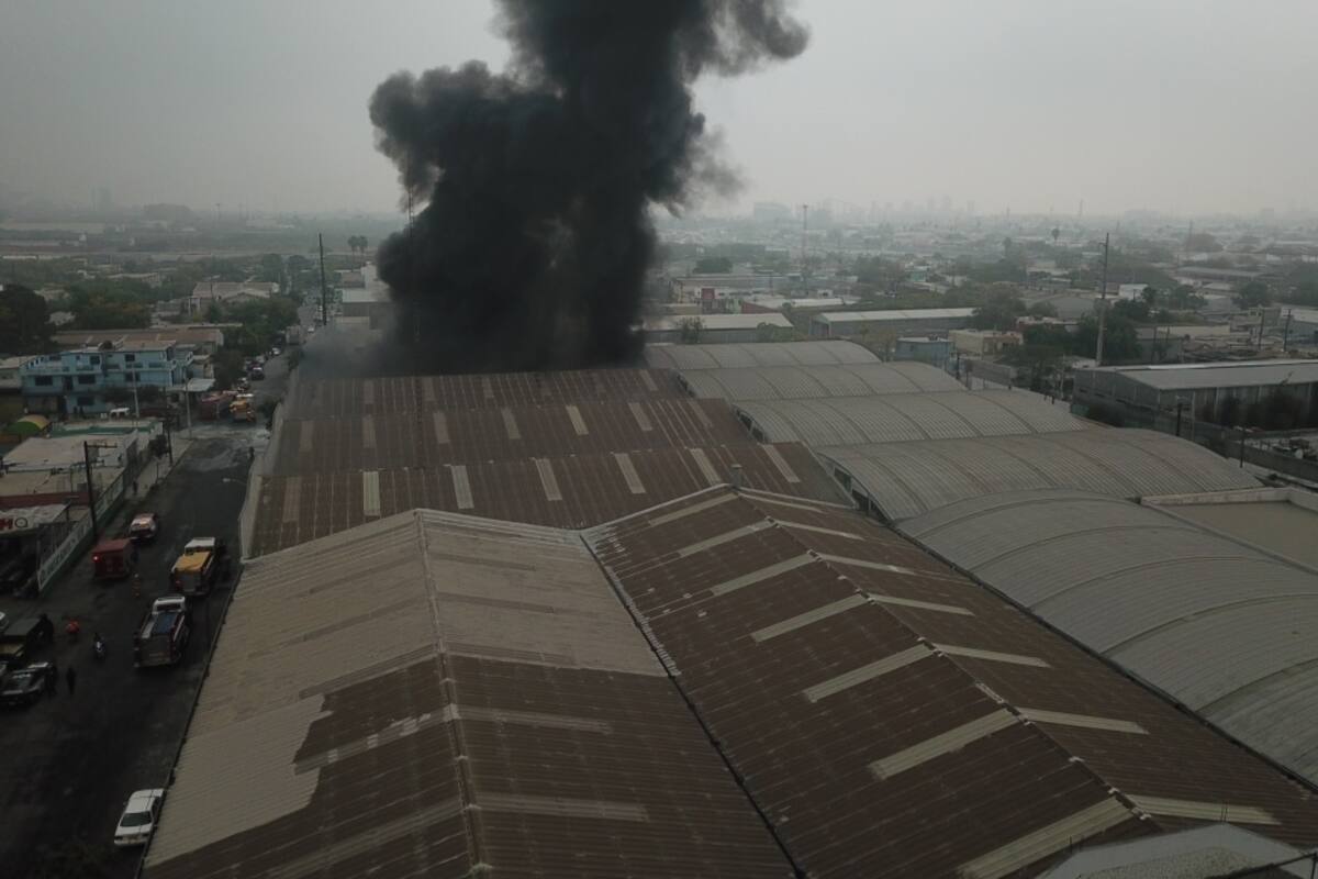 Alarma incendio en bodega de químicos en NL