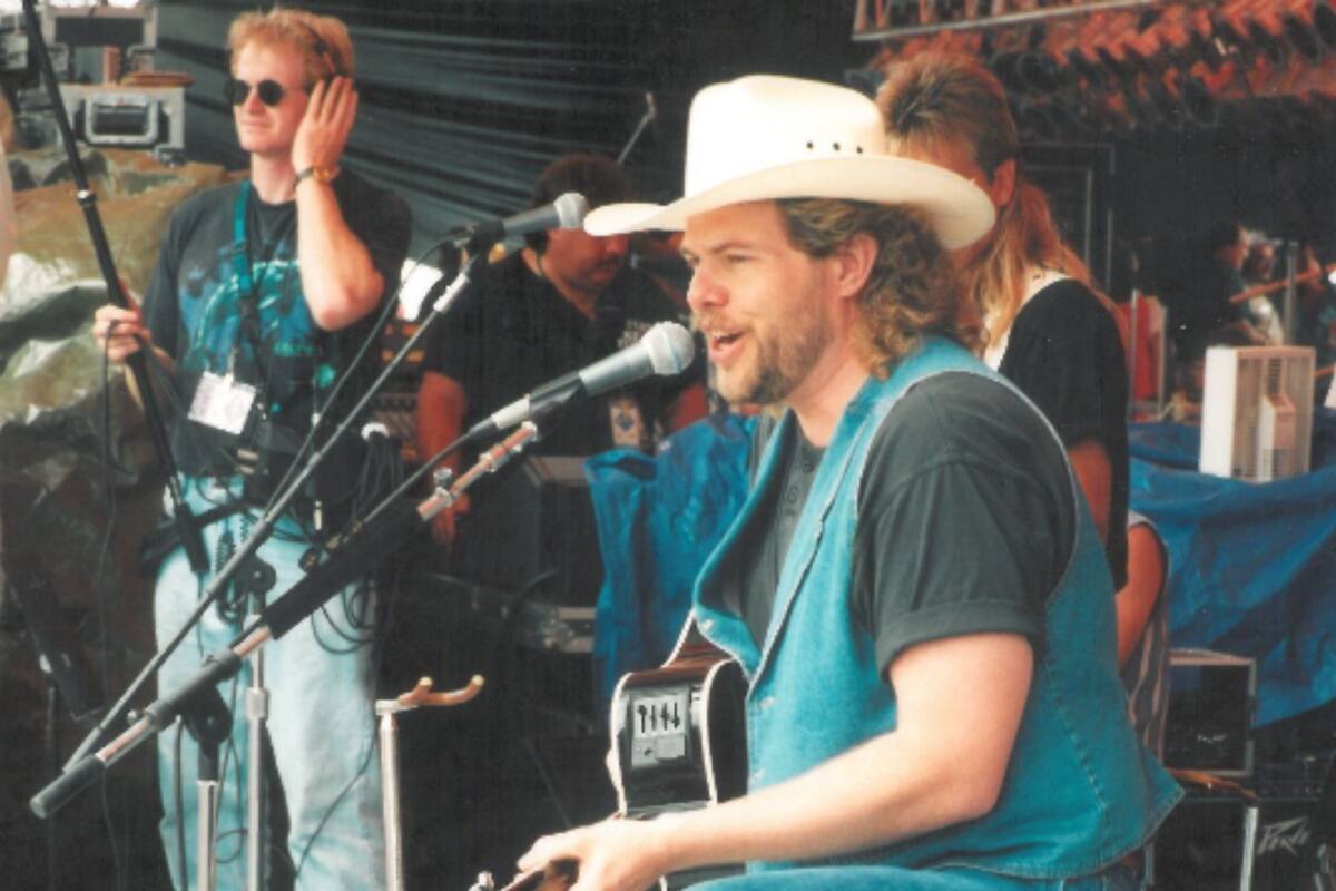 Muere Toby Keith, cantante de Country, por cáncer de estómago