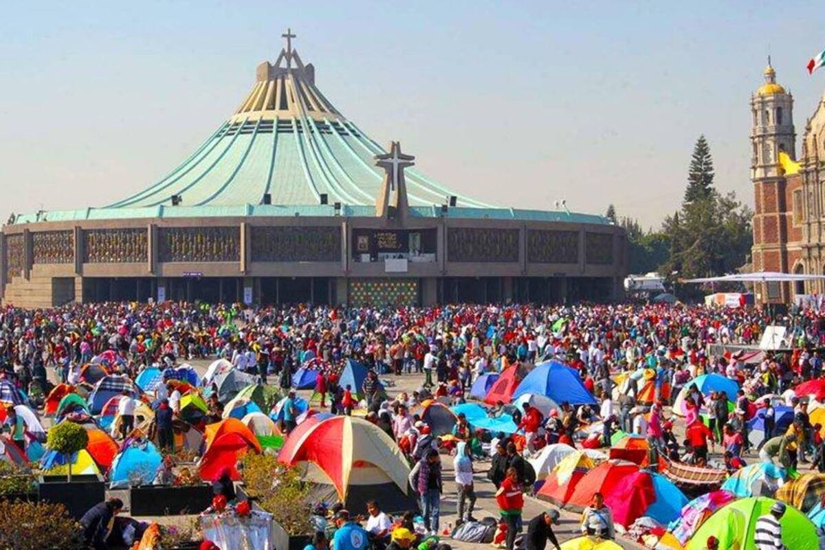 Peregrinos adelantan su llegada a la Basílica de la Virgen de Guadalupe