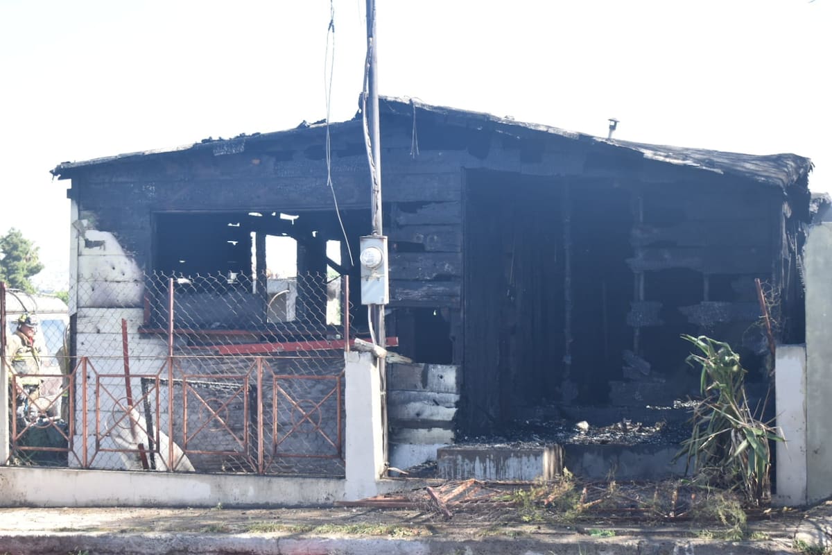 La estructura era usada por personas en situación de calle. Foto: Roberto Sánchez
