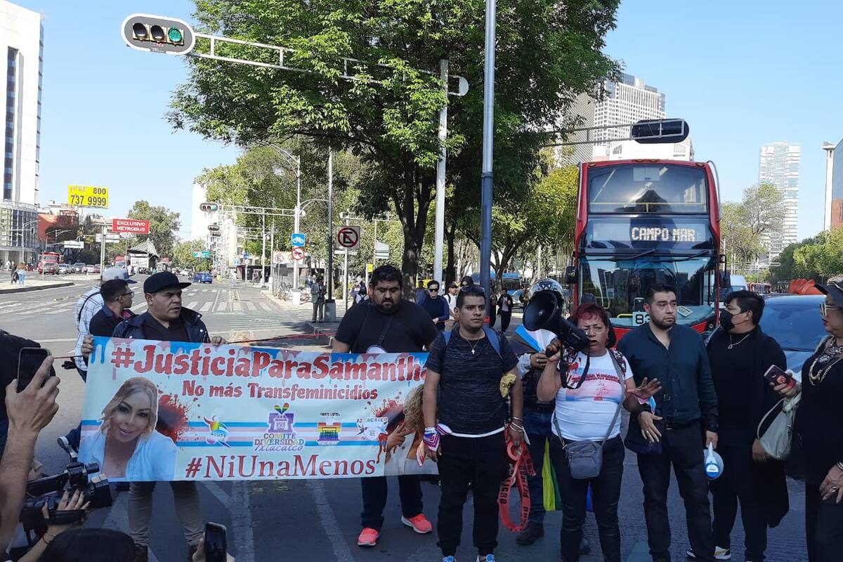 Activistas trans protestan por el asesinato de Samantha Gomez