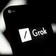 Una tendencia cuestionable sacude a X, usuarios usan la IA Grok para generar imágenes de personas en poca ropa sin su consentimiento, mujeres denuncian violación a su privacidad y crece la presión para que la plataforma imponga límites urgentes