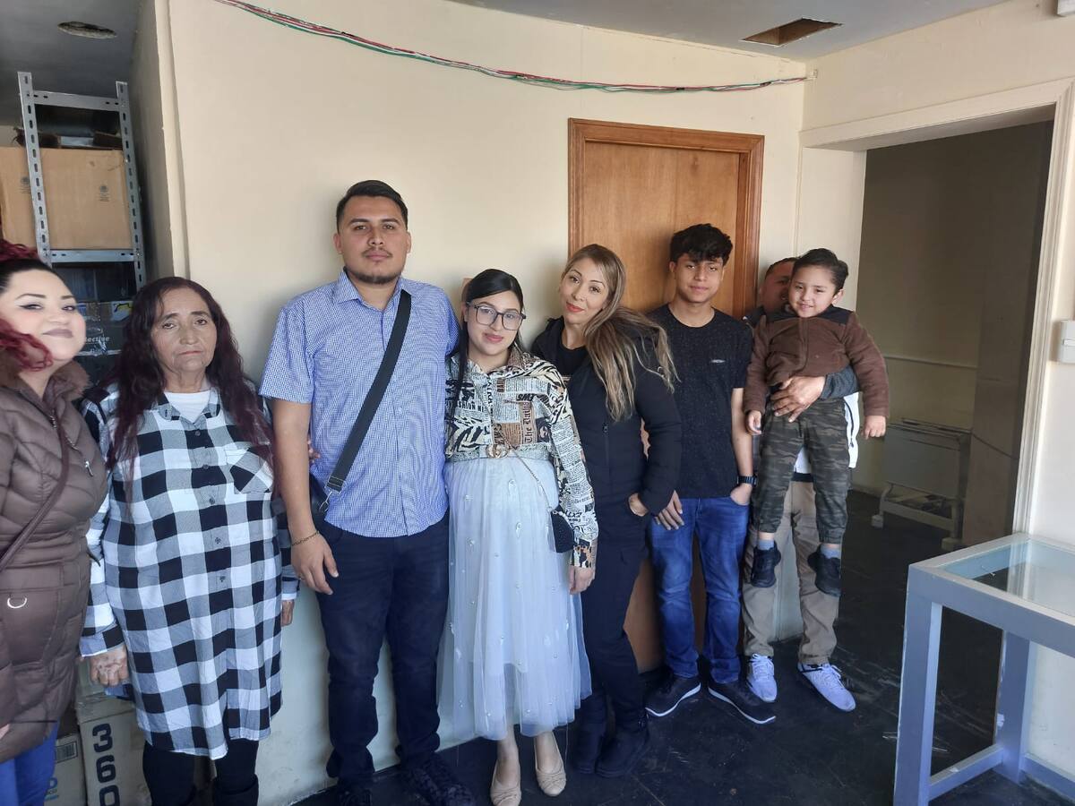 Testigos y familiares de los recién casados, se mostraron felices y comentaron que ahora ya podrán hacer una fiesta. / Foto: Cortesía