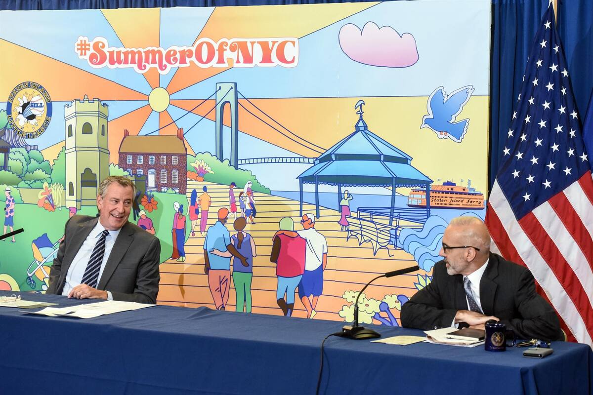 Nueva York: Trabajadores de escuelas públicas deberán vacunarse contra el Covid-19