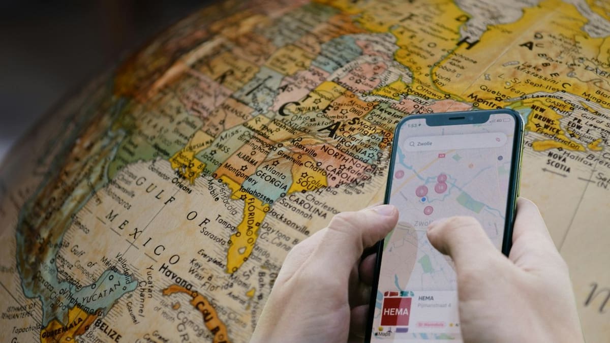 Aumenta el número de mujeres jóvenes que desean abandonar Estados Unidos y estos son los cuatro países que escogerían para irse, según encuesta