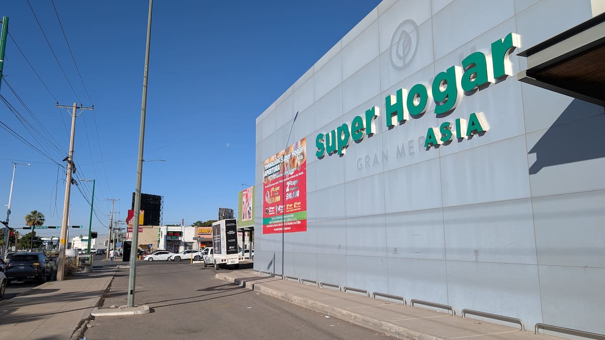 En bulevar Kino y Gómez Farías también está suspendida la tienda Super Hogar Asia.