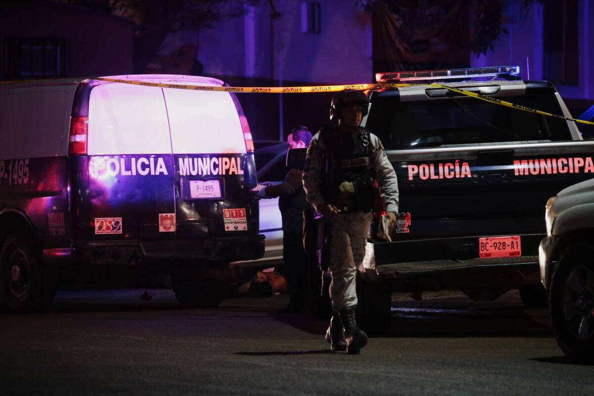 Policiaca Tijuana: Lesionan a pareja a tiros en Camino Verde