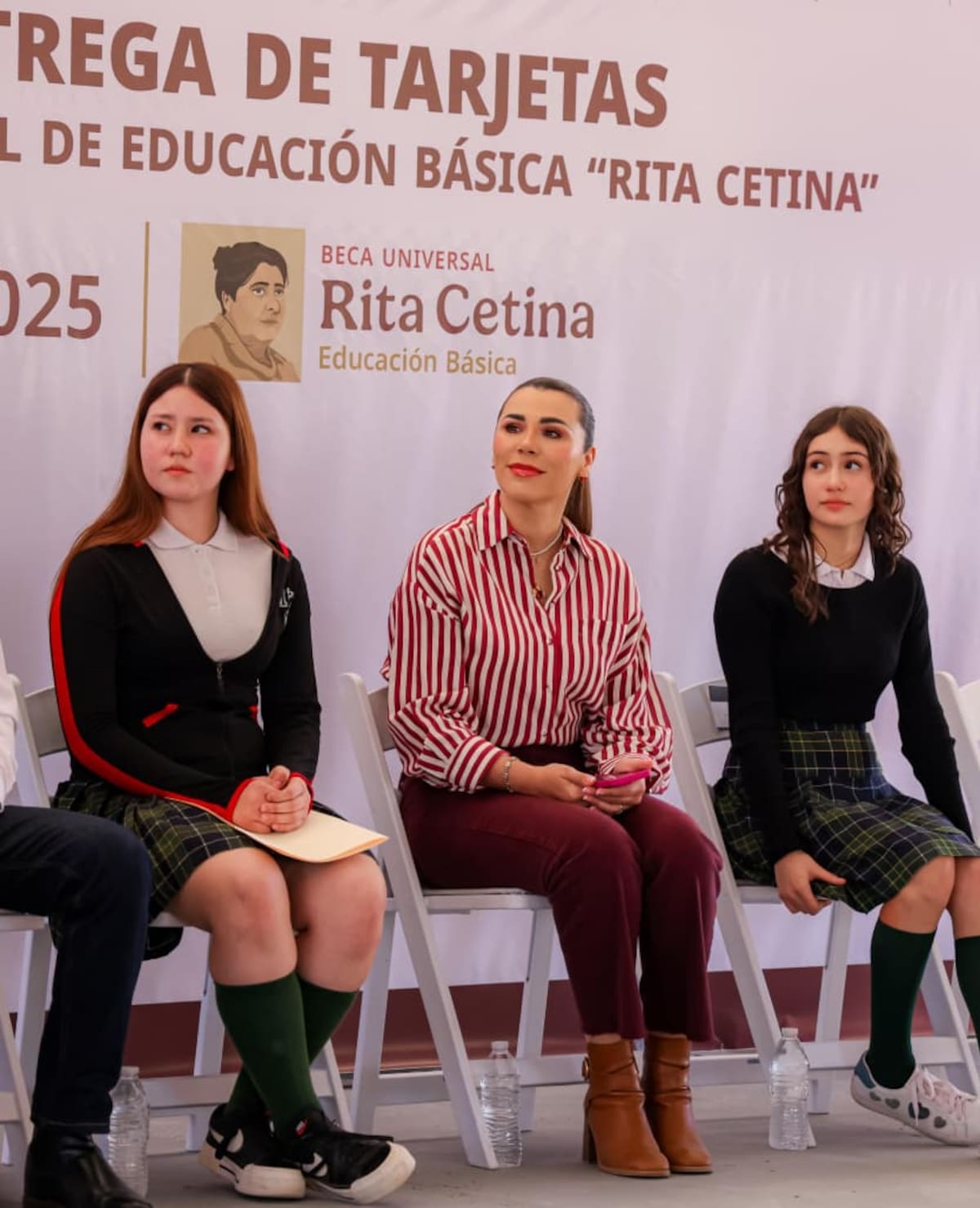 Del 2 al 19 de marzo abrirá el registro para el apoyo de uniformes y útiles escolares, el cual consiste en 2 mil 500 pesos anuales. Foto: Cortesía