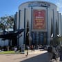 Con gran fiesta celebran regreso de Artemis II a la Tierra en San Diego