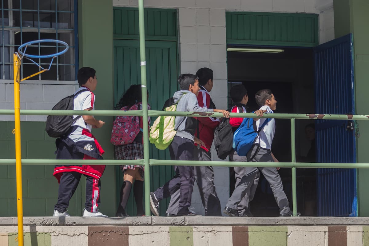 El programa Vive saludable, Vive feliz se extenderá a secundarias y preparatorias, la SEP busca ampliar la cobertura de salud escolar en todo México