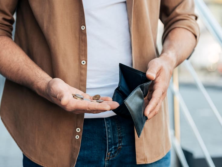 Reporte laboral de Estados Unidos revela panorama complejo: Empleos crecen en 64 mil en noviembre, pero desempleo sube al 4.6%, su nivel más alto desde 2021