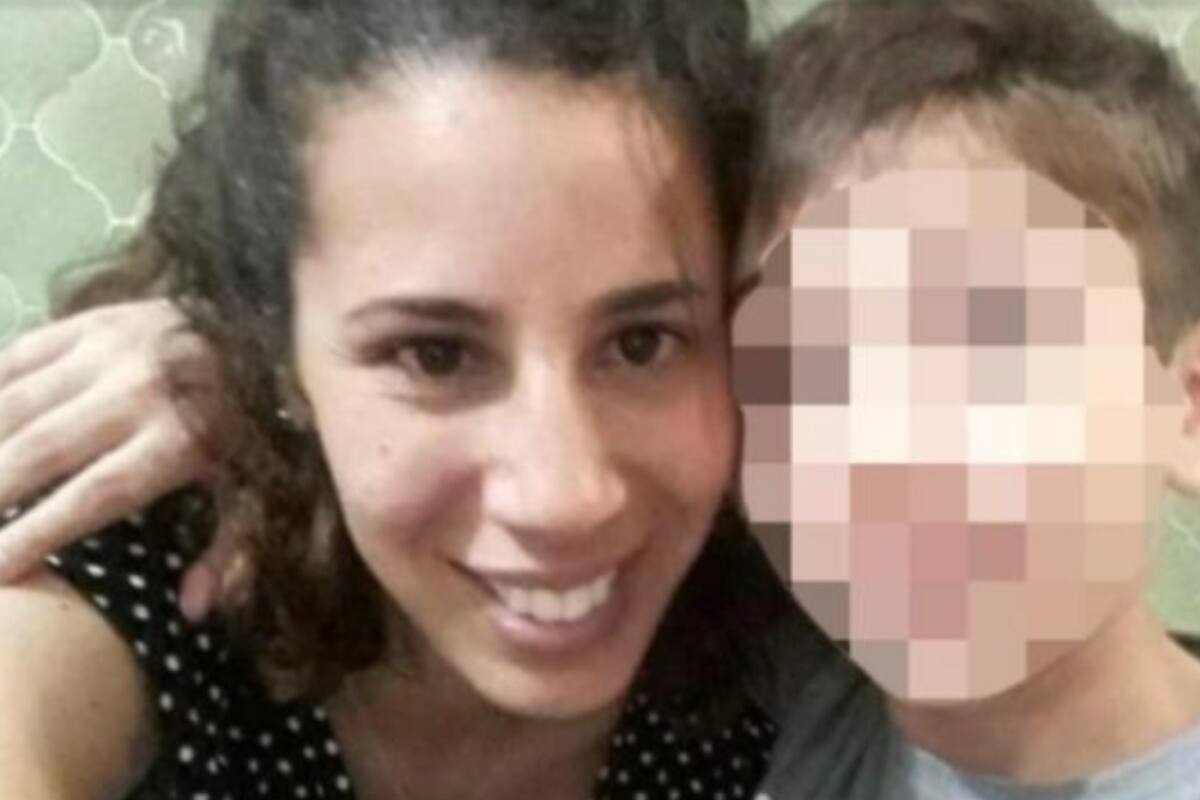 Bala atraviesa cabeza de mujer policía en asalto; le roban chaleco y arma