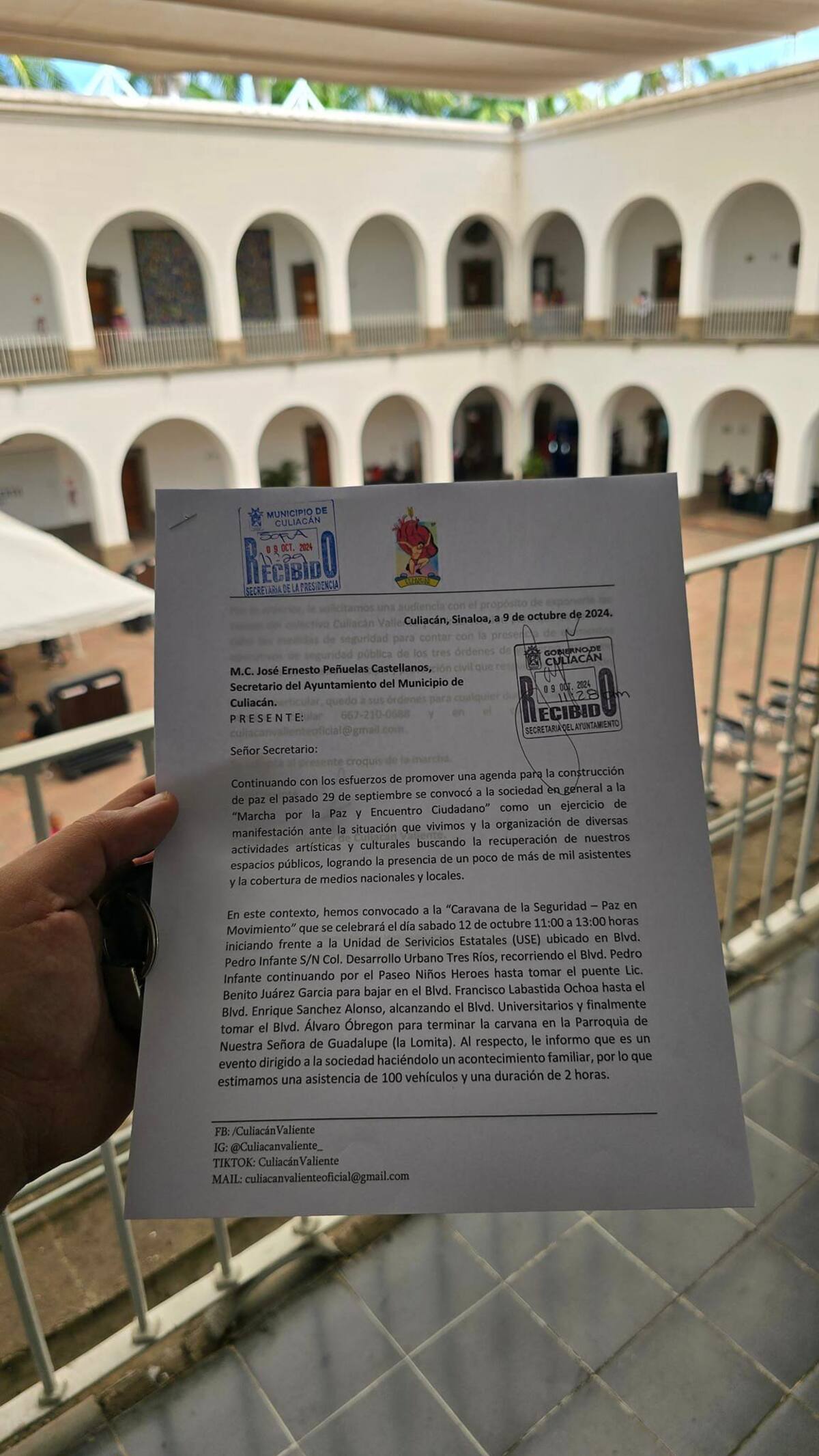 "Queremos informales que hemos entregado los oficios correspondientes y nos encontramos en comunicación con las autoridades para garantizar la seguridad y buen desarrollo del la manifestación pacifica que tendremos este sábado 12 de octubre. Caravana por la Seguridad paz en movimiento.
Allá nos vemos!", escribieron en Culiacán Valiente en FB. Foto: Culiacán Valiente.