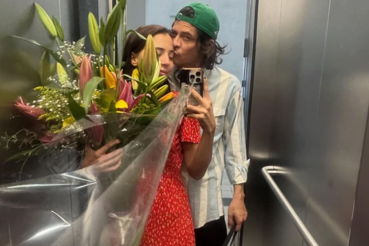 Entre flores, viajes y momentos personales, Majo Aguilar muestra su romance con Diego Rangel, baterista de Porter