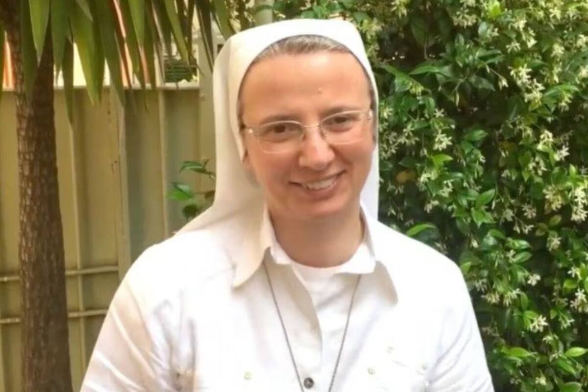 ¿Quién es Simona Brambilla, primera mujer en dirigir oficina del Vaticano?