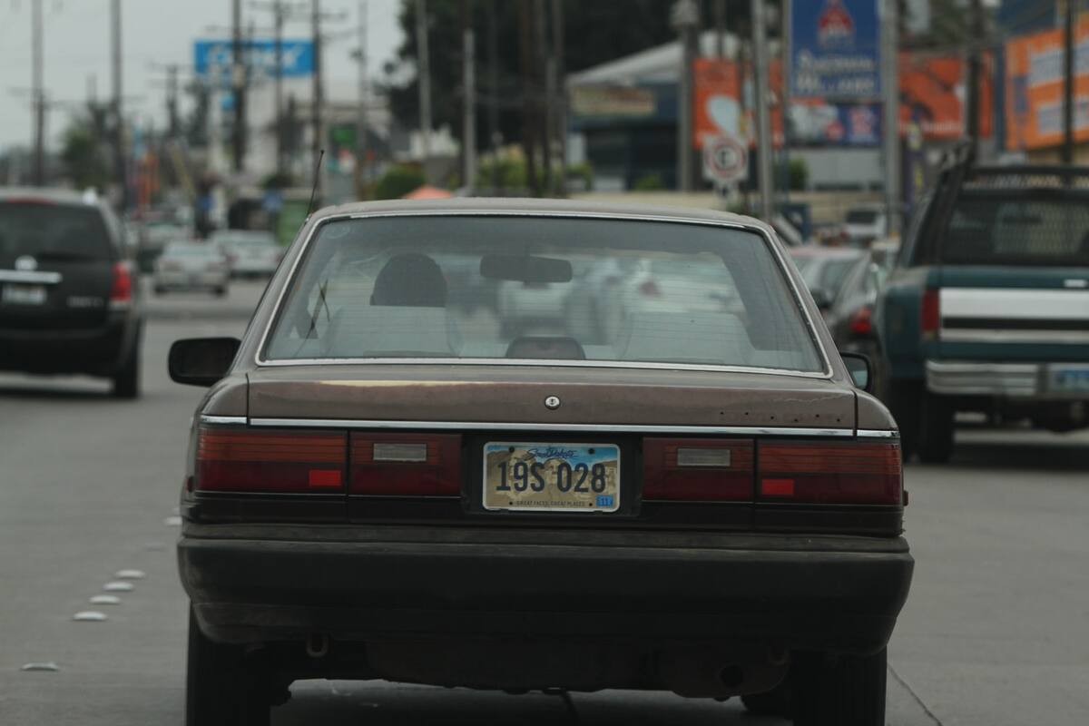 Buscarán que autos 'chocolates' cumplan con verificación