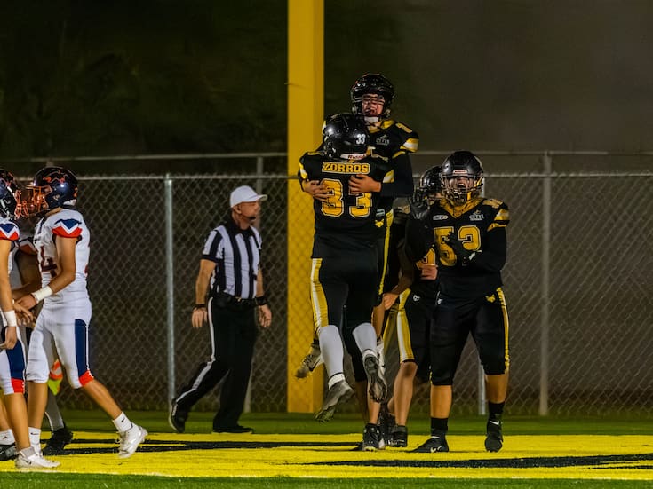 Zorros derrotó a Coyotes