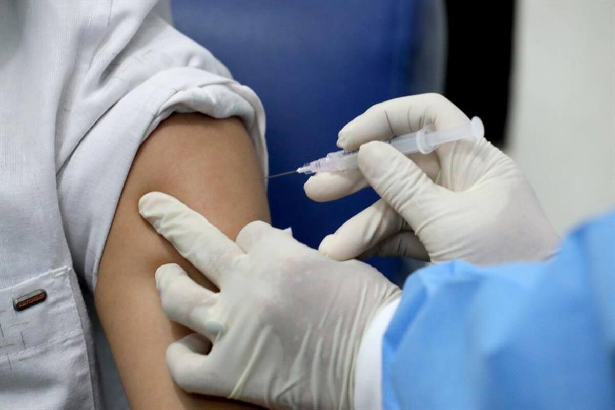 Vacuna del coronavirus: 4 teorías conspirativas desmentidas por expertos
