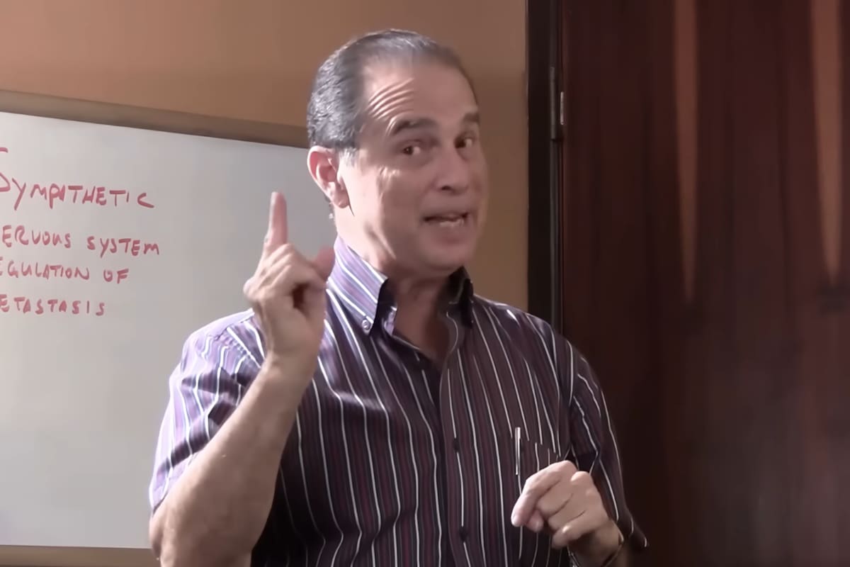 Frank Suárez estaba por lanzar un libro sobre la prevención del cáncer cuando poco antes cayó de un noveno piso