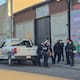 Hombre encapuchado amenaza con cobro de piso a dueña de bazar
