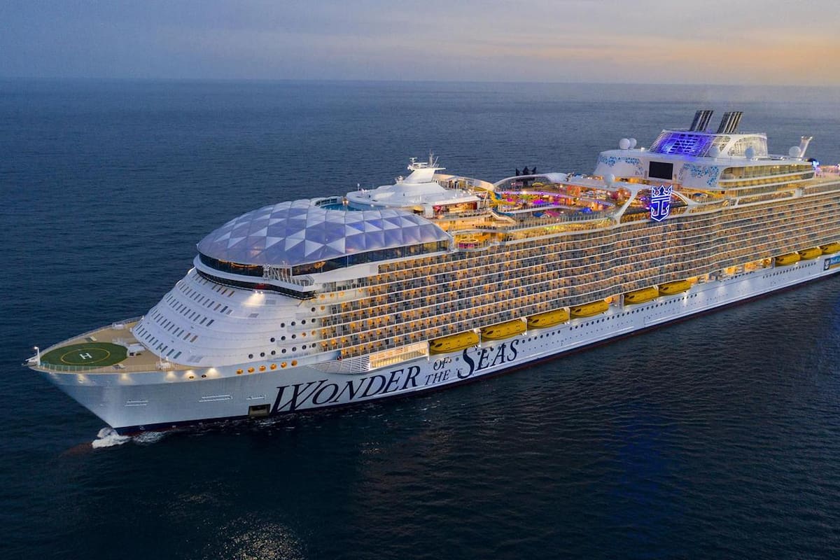 Zarpa hacia el Caribe el crucero más grande del mundo