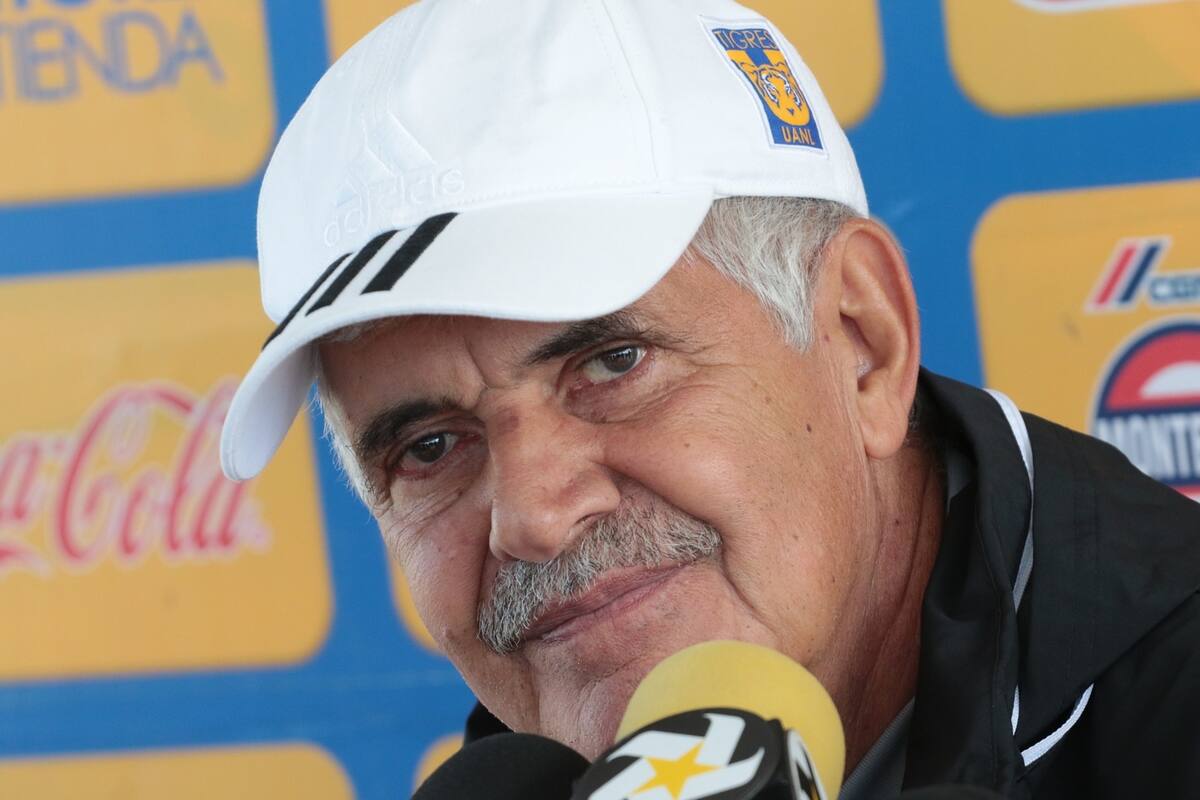 Tuca Ferretti: "Qué les costaba a los chinas cocinar al murciélago"