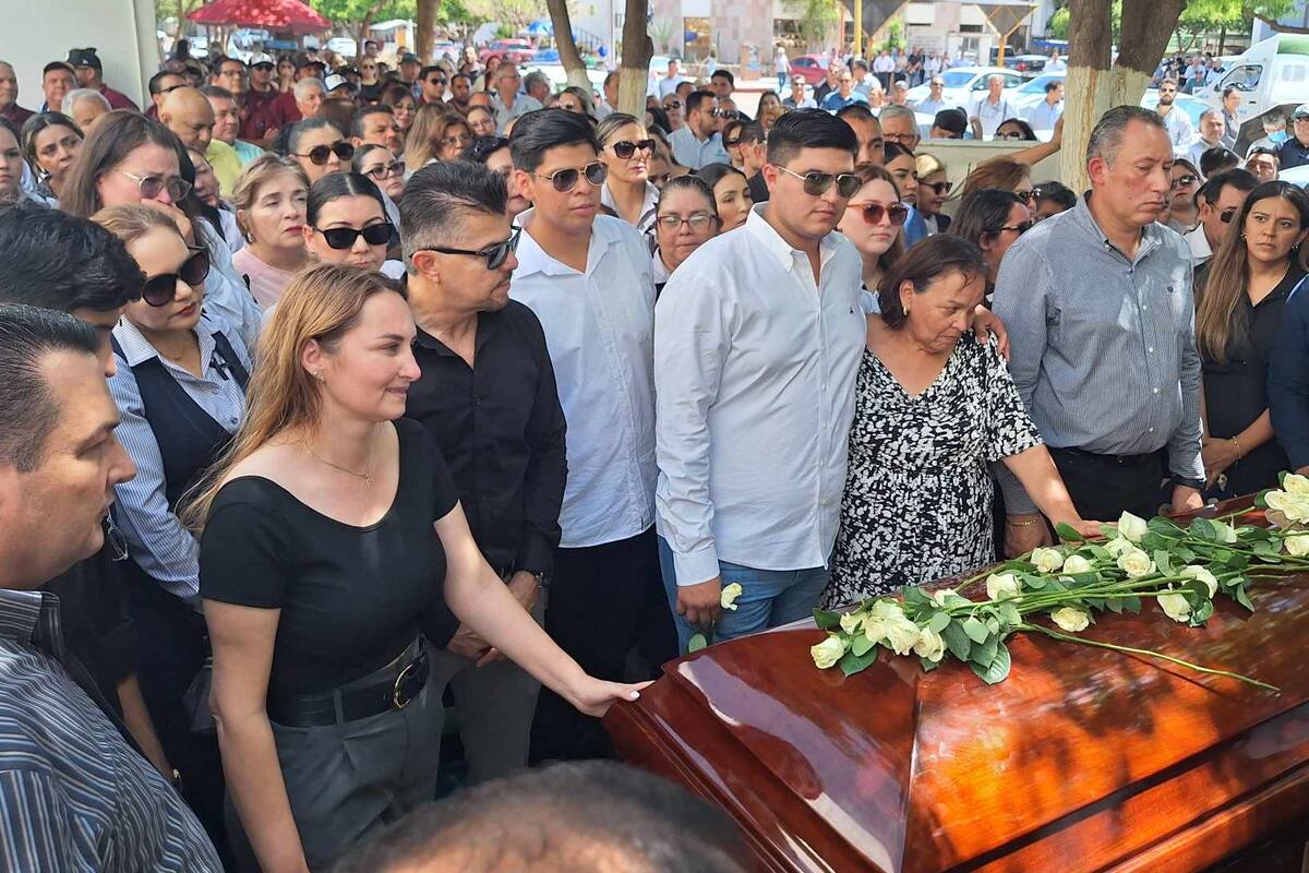 Cientos de personas dan el último adiós a Luis Castro Acosta en Ciudad Obregón