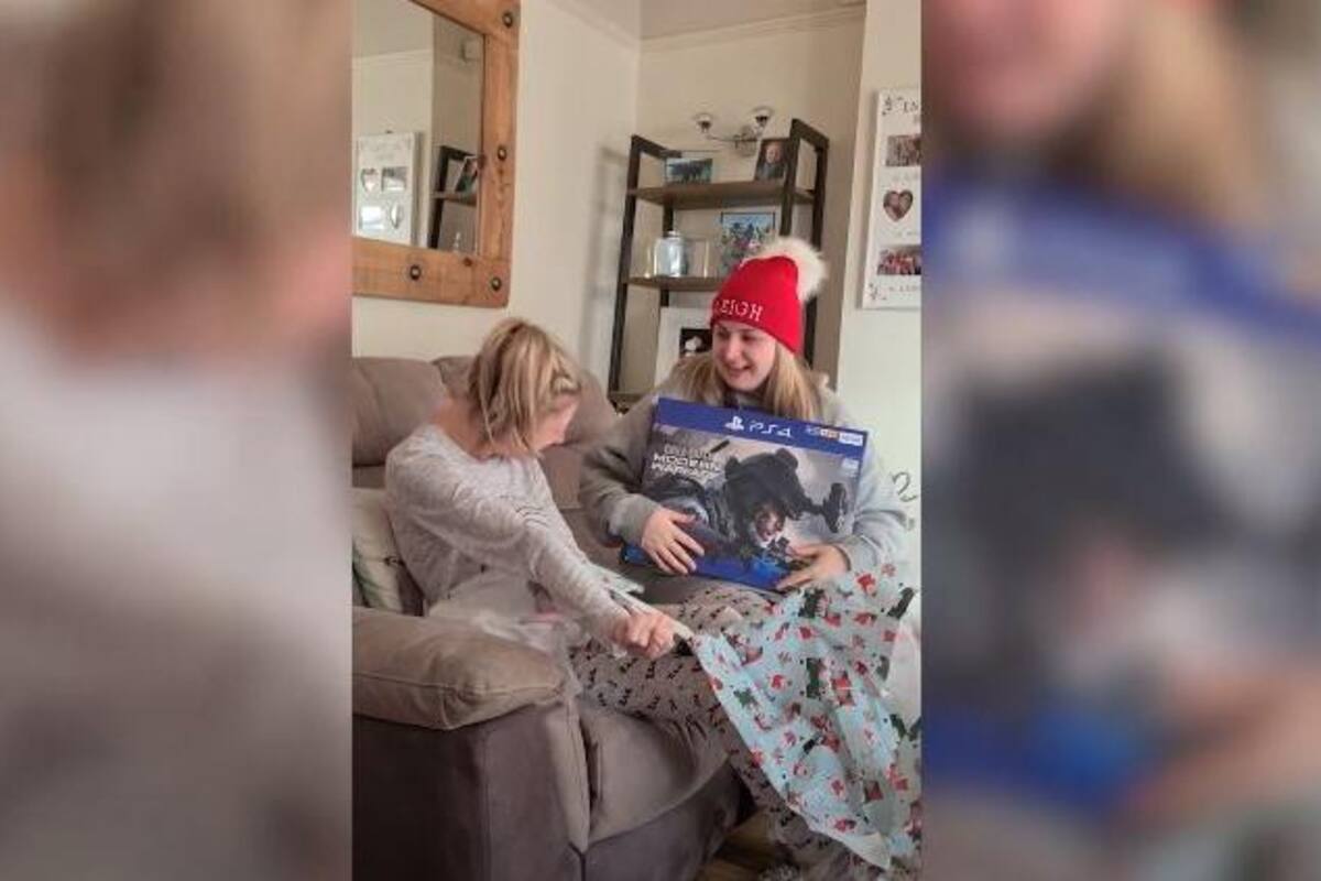 Mujer se emociona al recibir un regalo especial por su hermana su reacción se hace viral