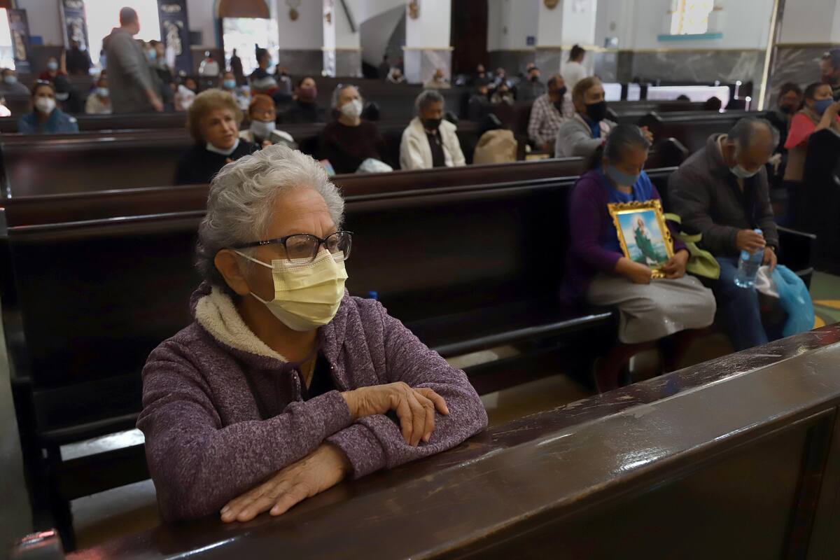 ARCHIVO. En el Día de la Candelaria, fieles católicos acudieron a la Catedral de Nuestra Señora de Guadalupe, en Zona Centro para bendecir a su niño díos. | Banco digital GH