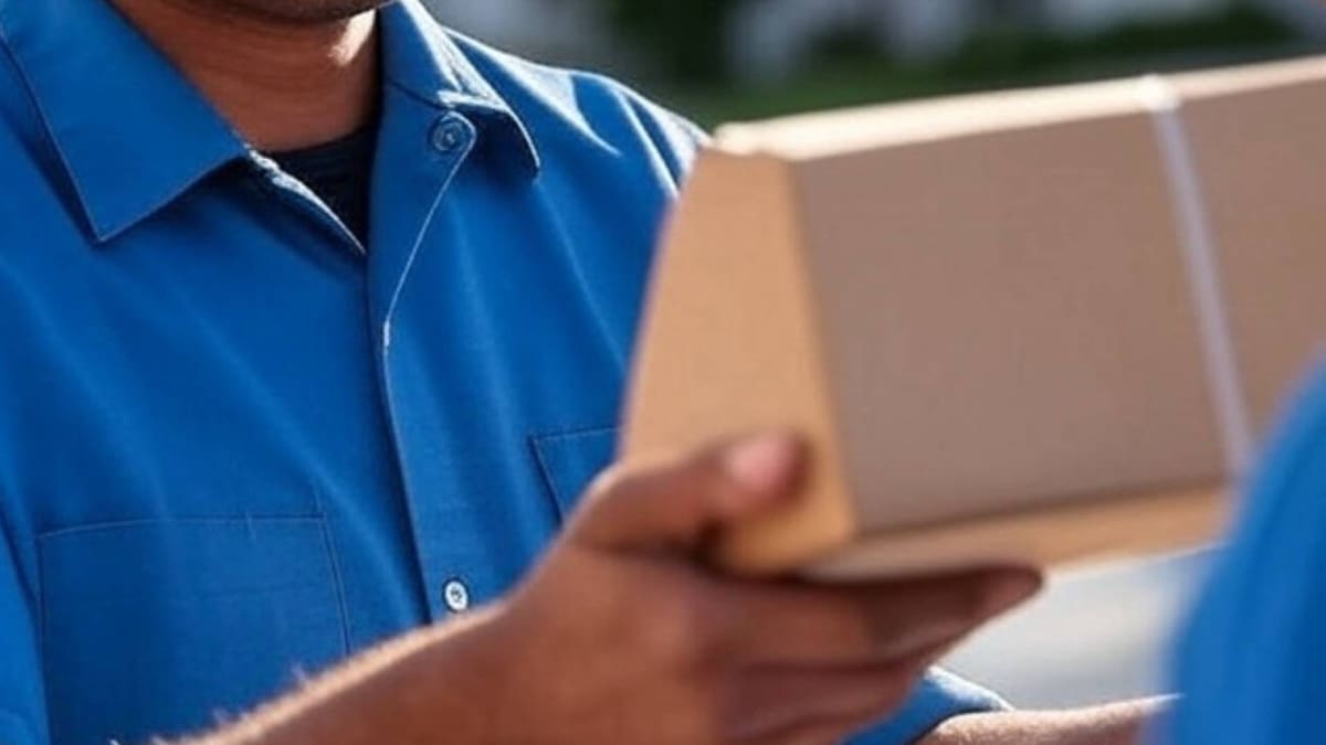 La medida no solo afecta a Europa. El gobierno de la India confirmó que también interrumpirá temporalmente los envíos postales hacia Estados Unidos a partir del lunes, con excepción de cartas, documentos y regalos de hasta 100 dólares de valor, informó la AFP.