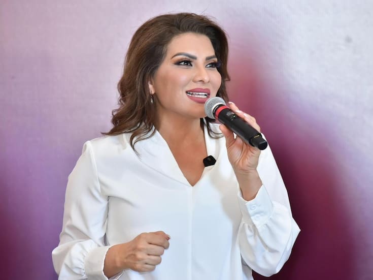 Autoexploración mamaria es un acto de amor propio: Lorenia Valles