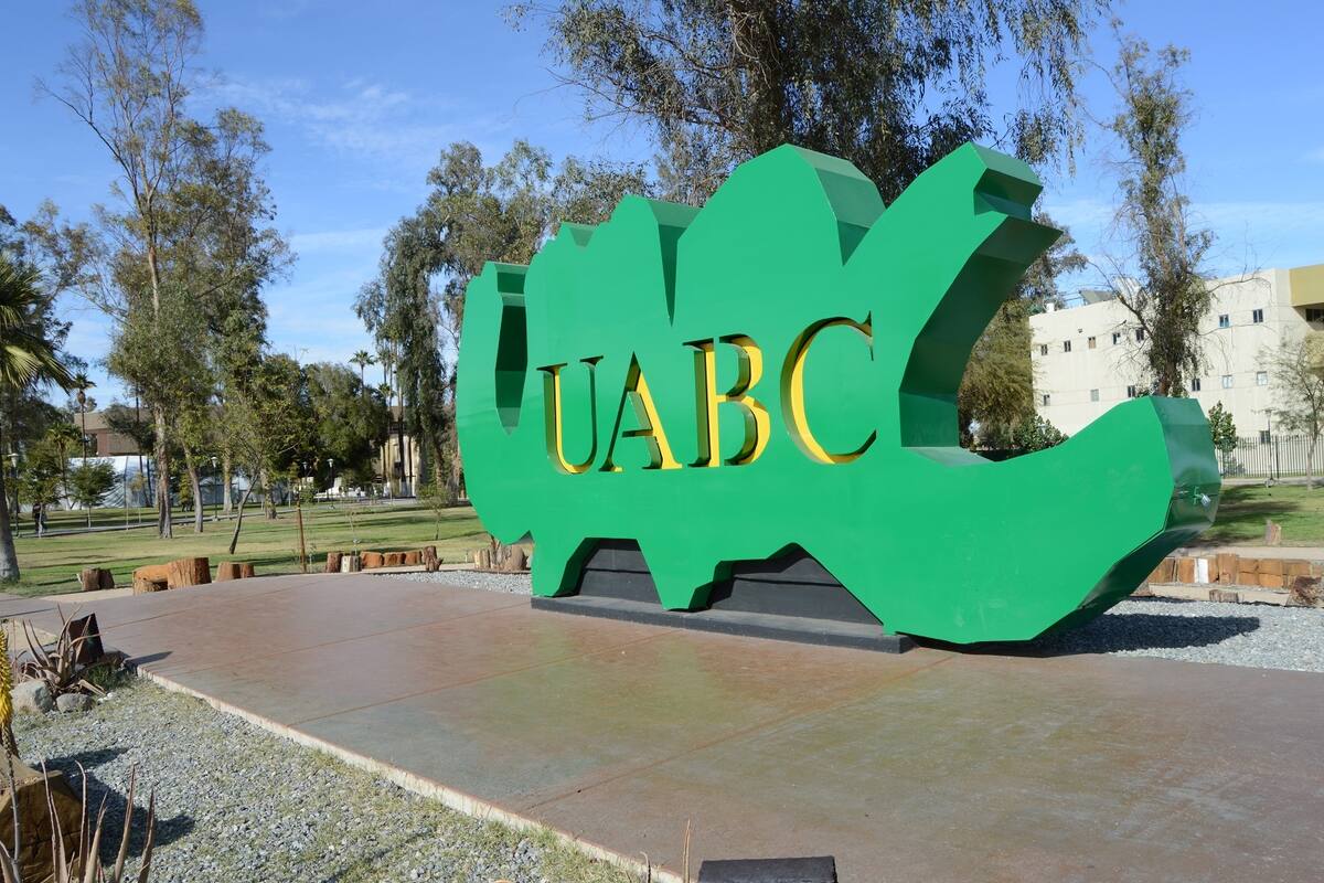 Consolida convenio UABC con universidad de Kosovo