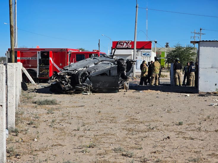 Choca y destruye su vehículo