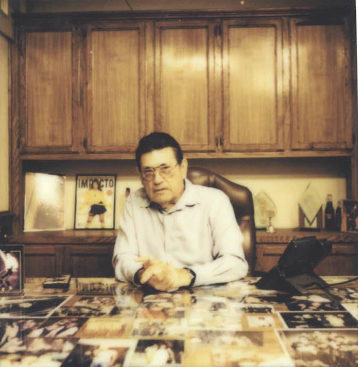 Muere a los 86 años de edad.