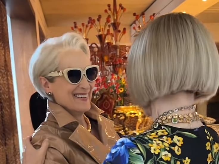Meryl Streep como Miranda Priestly se cruza con Anna Wintour en la Semana de la Moda de Milán