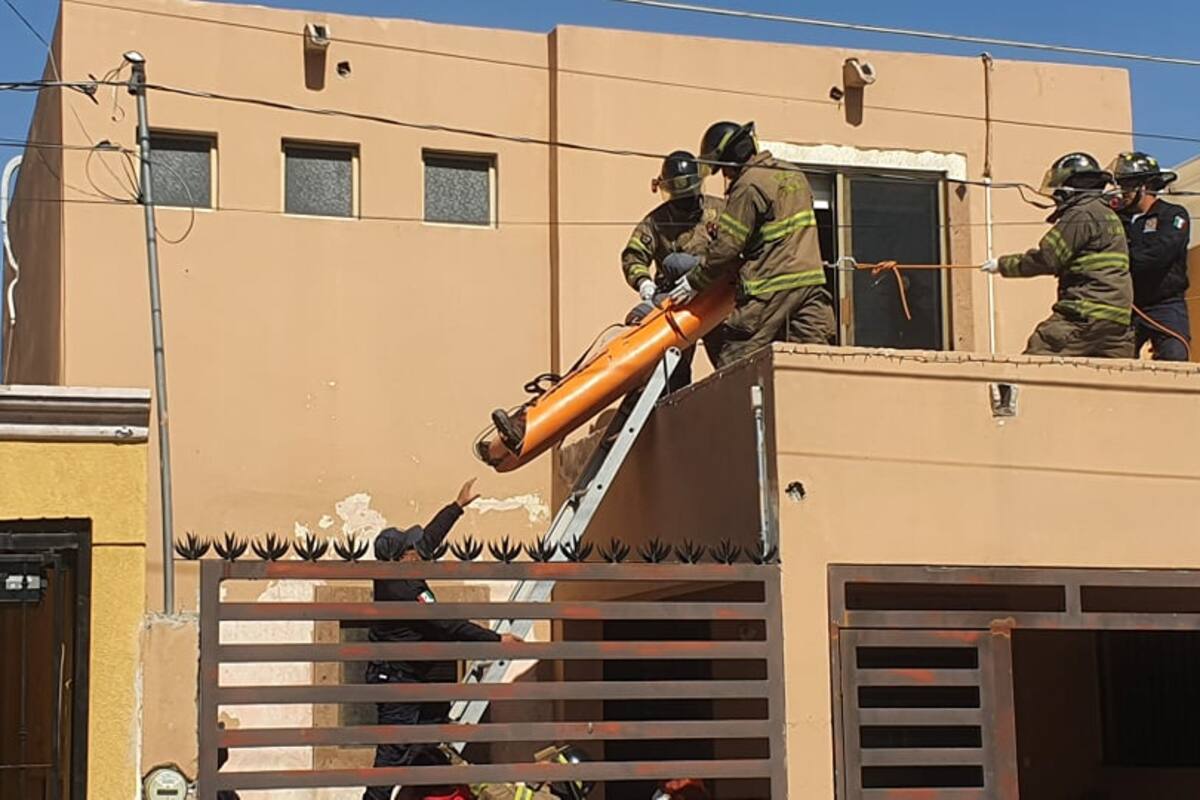 Operador de gas sube a llenar tanque y recibe una descarga eléctrica en colonia Viñedos