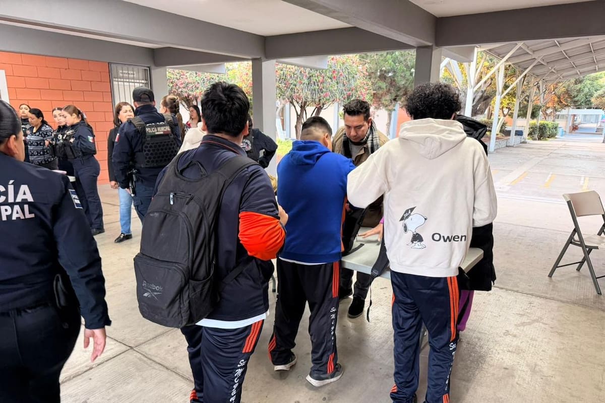 Regresan a clases con filtro de revisión en Secundaria Migoni