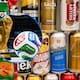 Temporada futbolera dispara consumo de alcohol y botanas en México; expertos alertan sobre riesgos digestivos