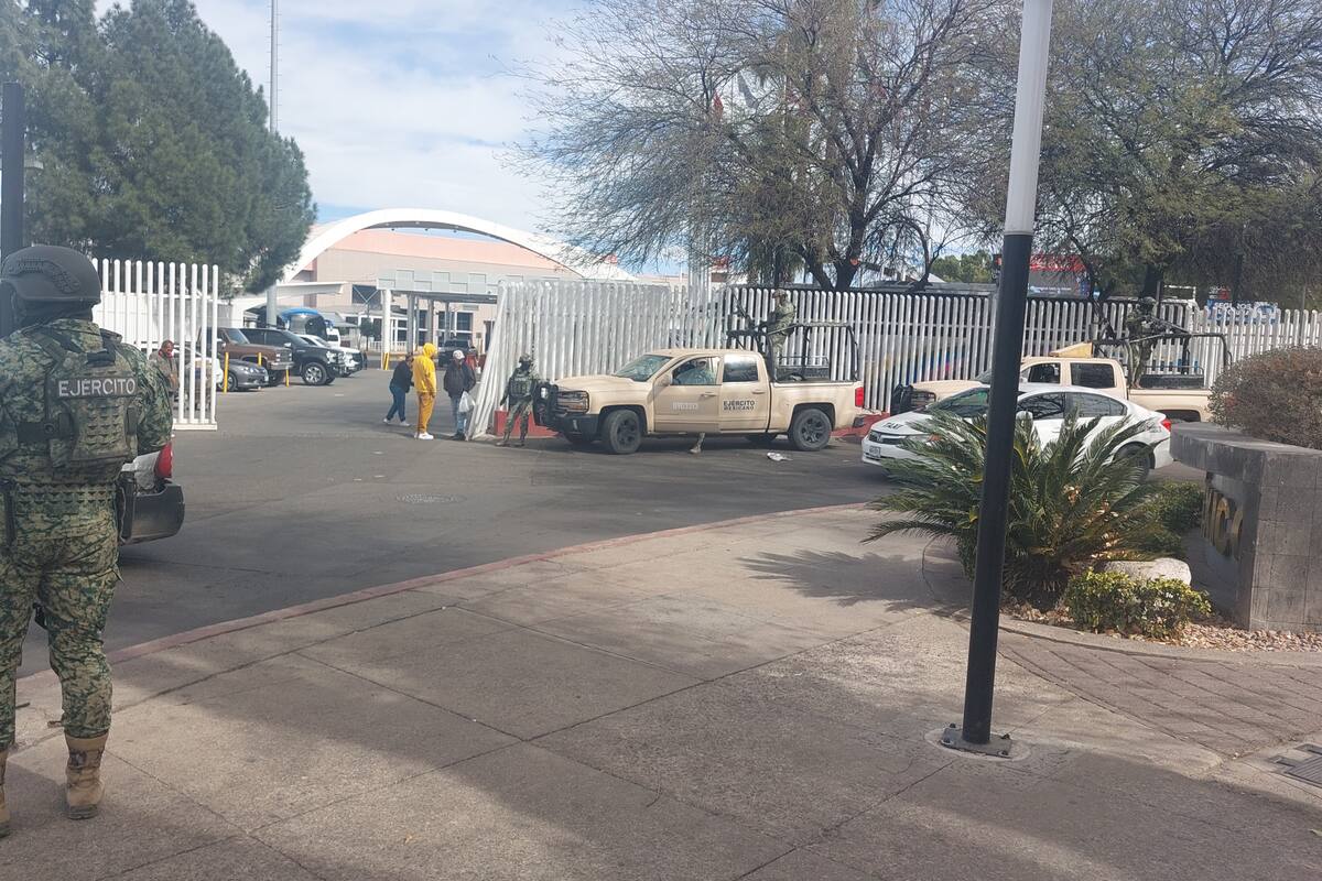 Hasta 100 deportados diarios se reciben por Nogales