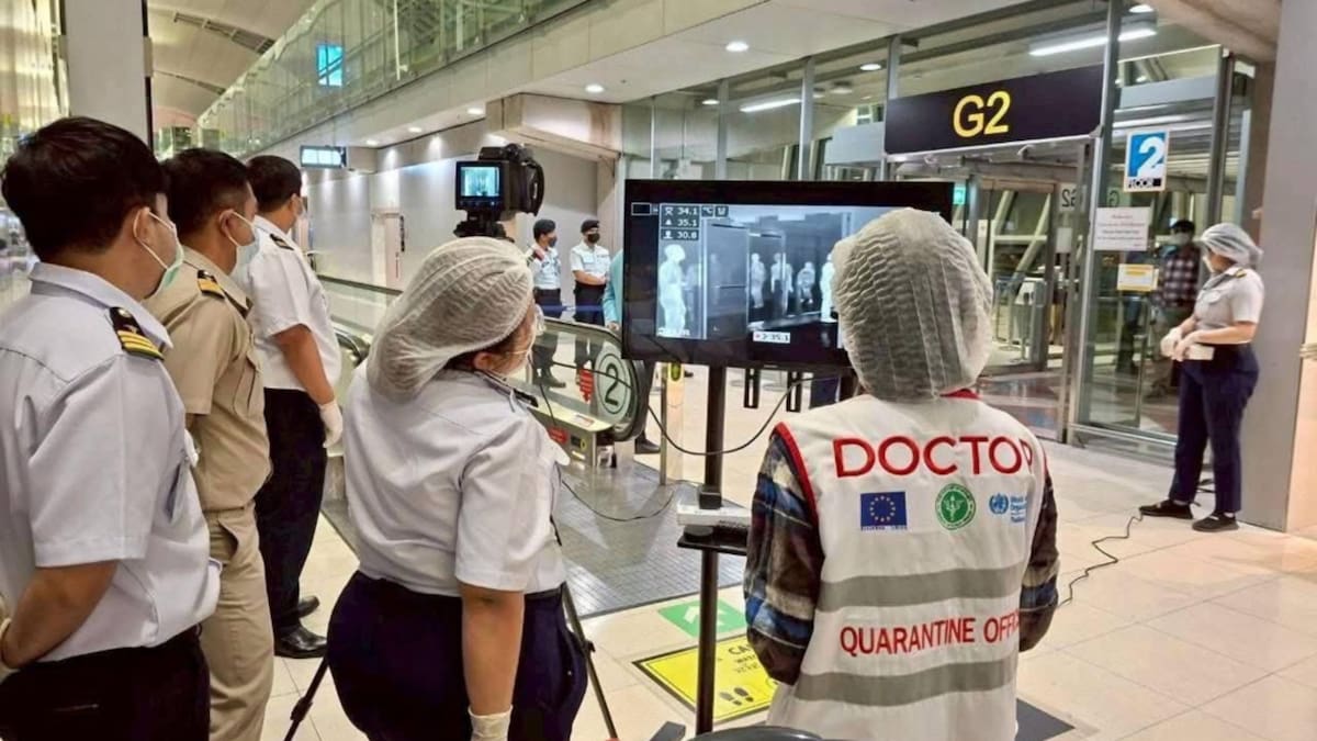 Tailandia activa protocolos de emergencia en aeropuertos ante el riesgo del virus Nipah, un patógeno con letalidad de hasta el 75%. (X @prdthailand)