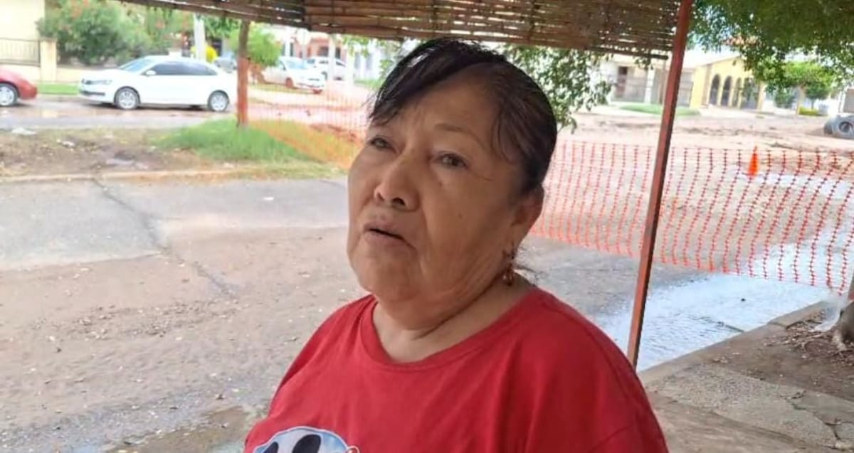 María Lara, vecina de la zona afectada por socavones.