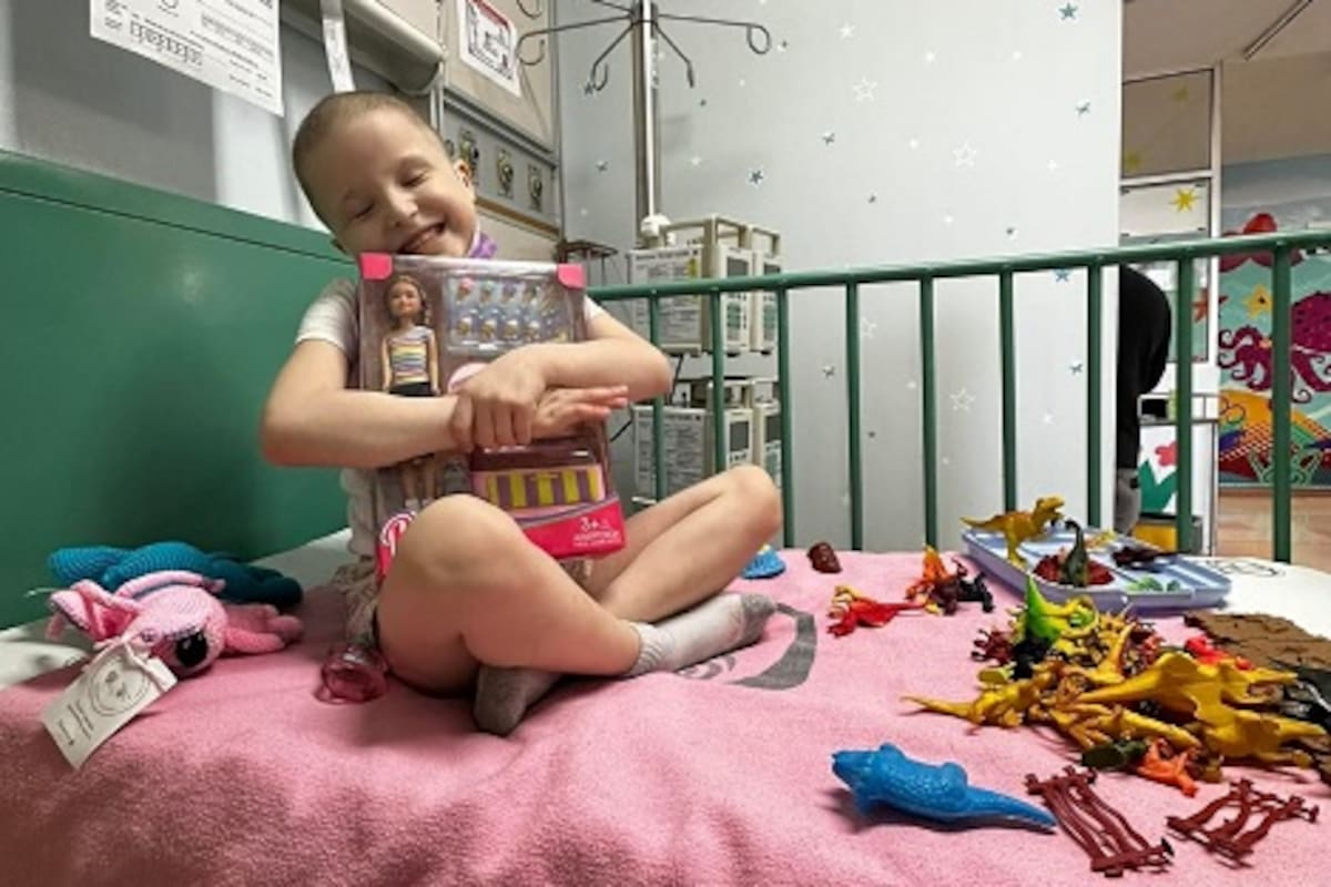Piden apoyo de donadores de sangre y plaquetas para niña con cáncer