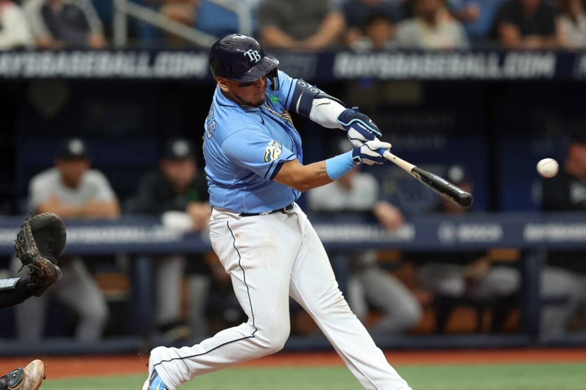 Llega Isaac Paredes a 10 cuandragulares en temporada 2024 de MLB